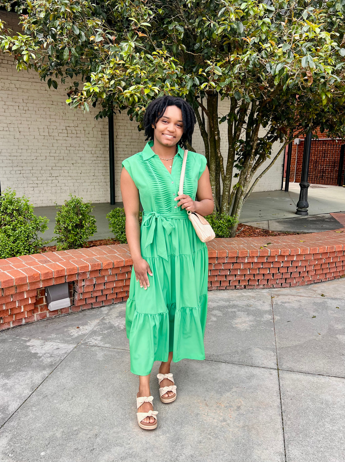 Entro Perfect Day Midi Dress in Green