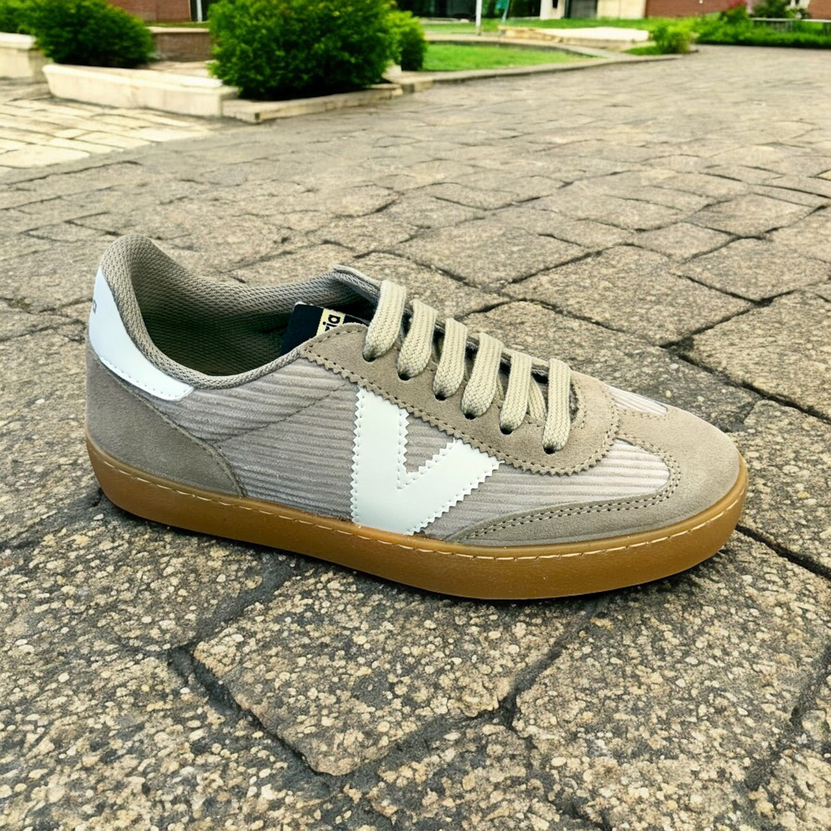Victoria Berlin Taupe