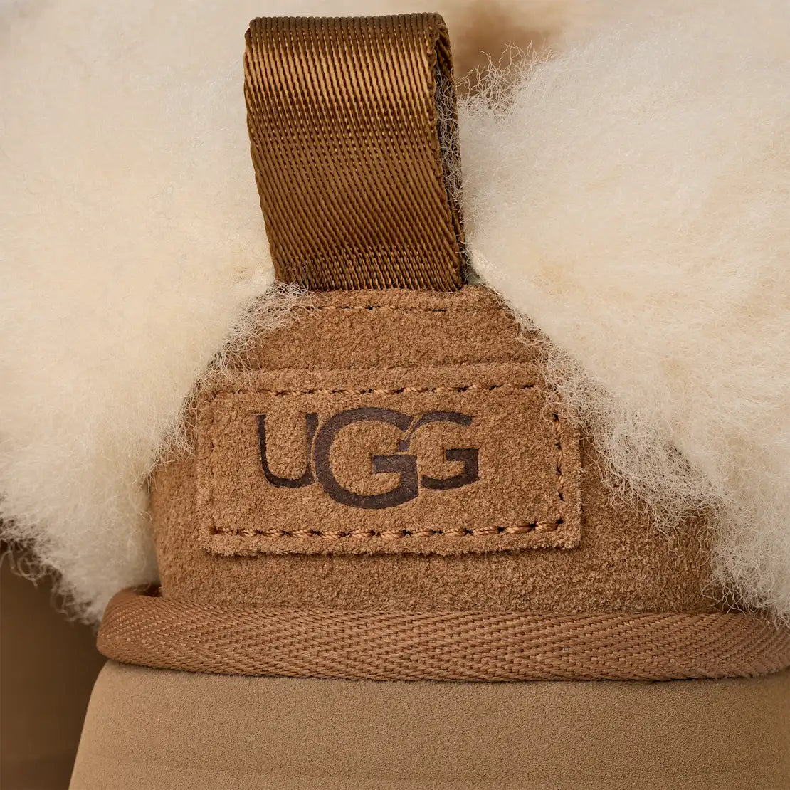 UGG Tazz in Chestnut
