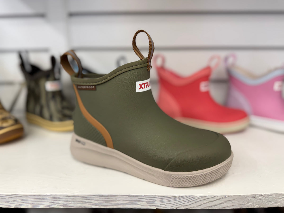 Xtratuf Kids Ankle Deck Boot Sport in Olive