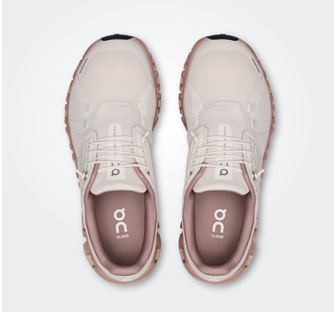 Women’s On Cloud 6 in Oyster