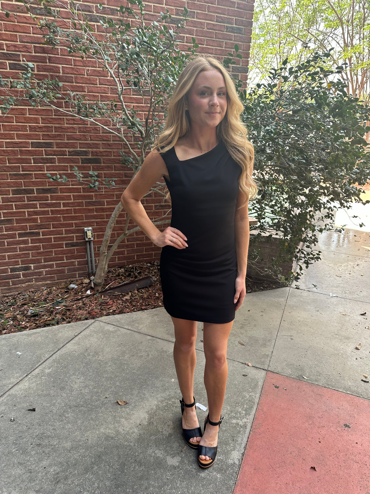 Simple Details Dress for Graduation