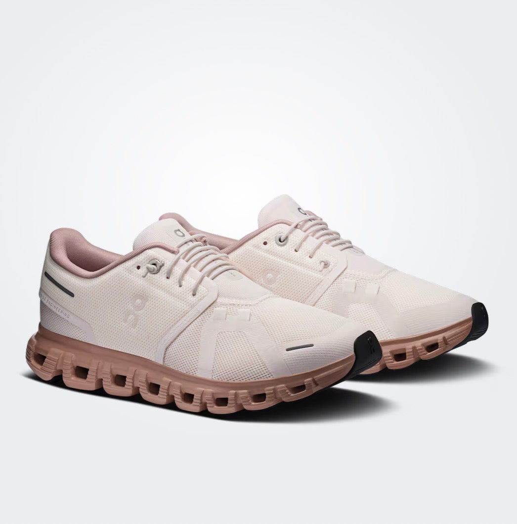 Women’s On Cloud 6 in Oyster