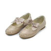 L&#39;Amour Amelia bow flat taupe pat