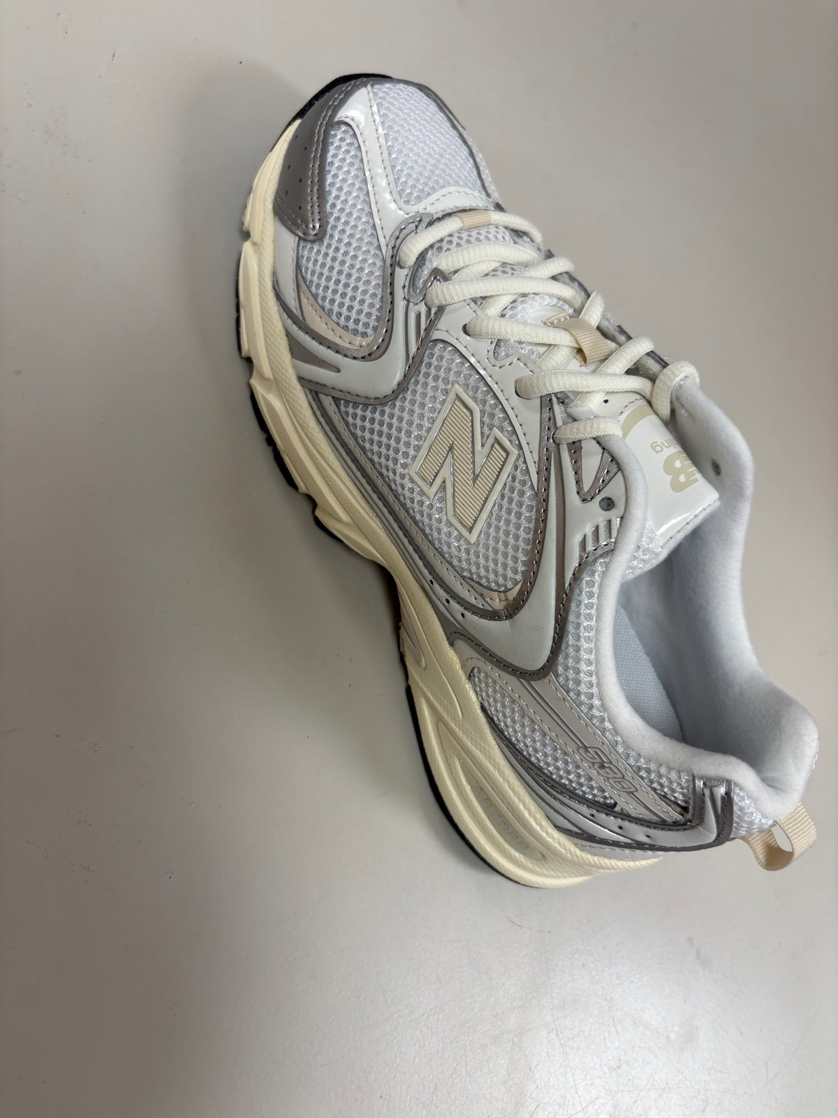 Womens New Balance 530