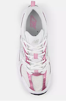 Womens New Balance 530 in Pink